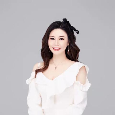 最新中國女性形象展現(xiàn)新時(shí)代力量