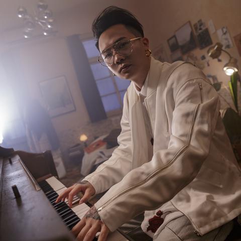 數(shù)字時代音樂視頻演變，科技與藝術的融合最新MV2賞析