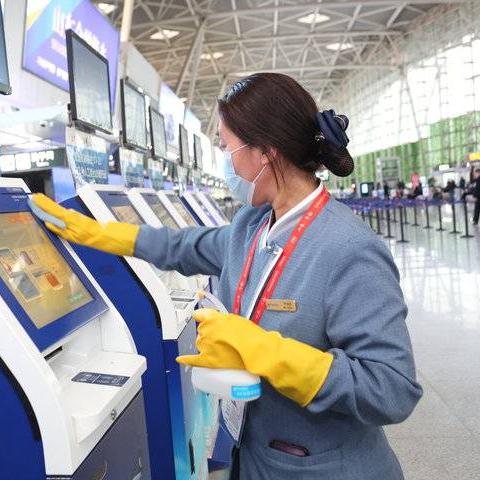 最新高鐵保潔，細節(jié)成就專業(yè)品質(zhì)